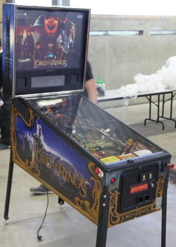 Lord of the Rings pinball cabinet